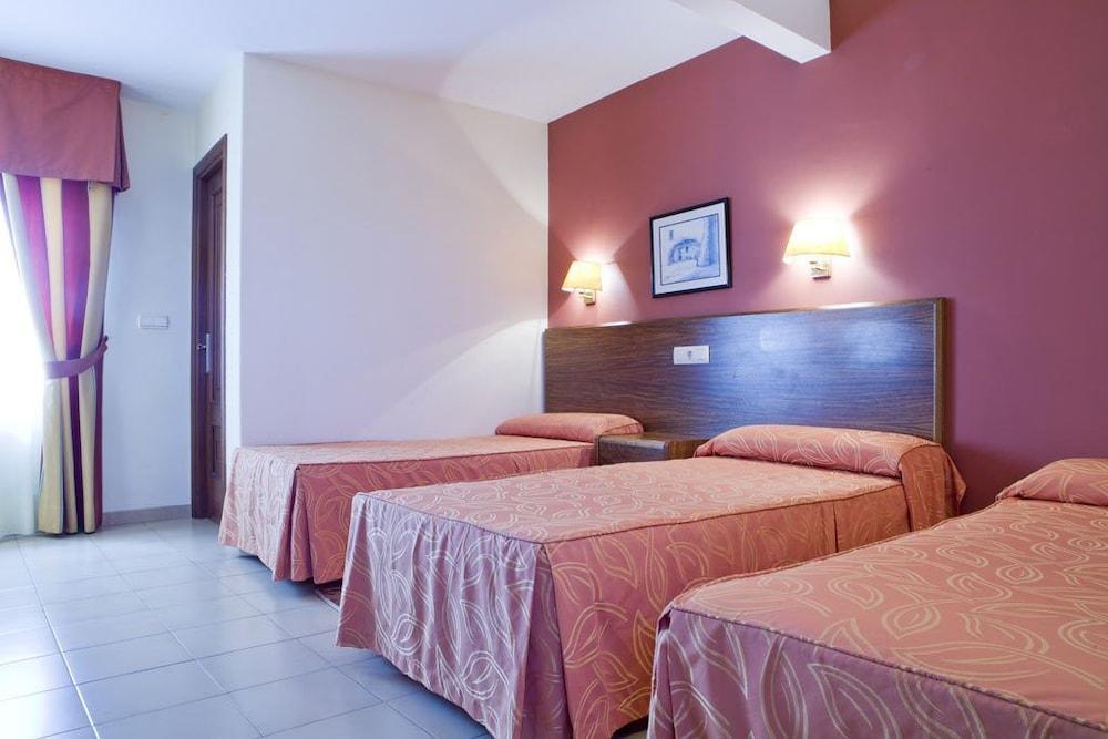 Hotel Siroco Portonovo Exterior photo